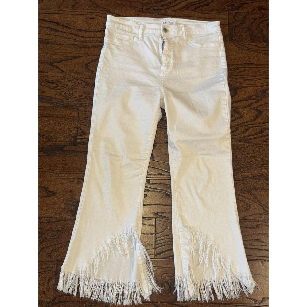 Cello Size 5 High Rise Cropped White Denim Jeans Fringe bottom